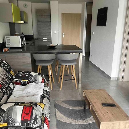 Appartement 4 Personnes Proche Lac Saint Point Montperreux Eksteriør billede