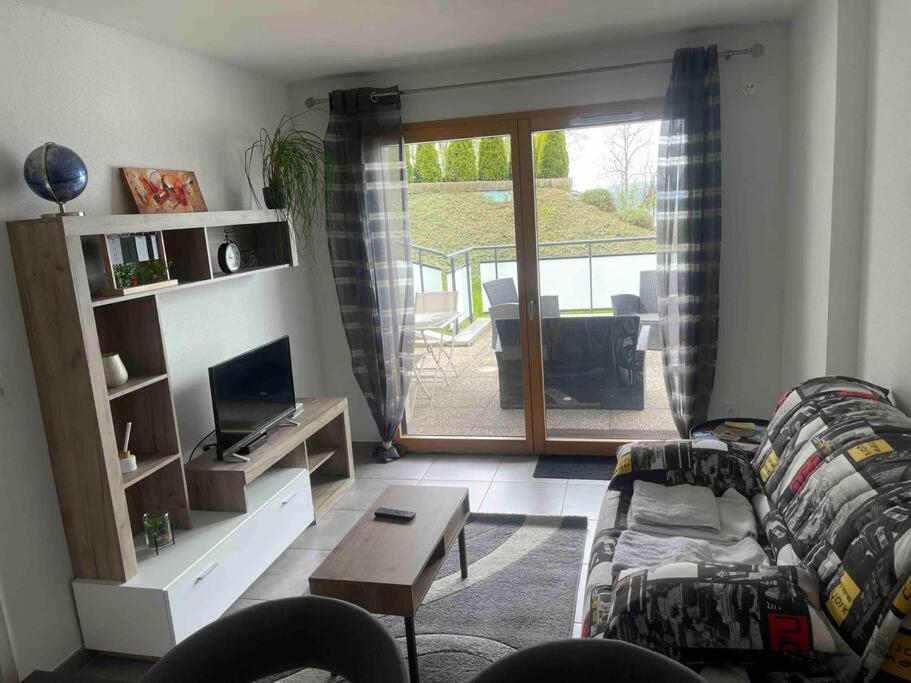 Appartement 4 Personnes Proche Lac Saint Point Montperreux Eksteriør billede